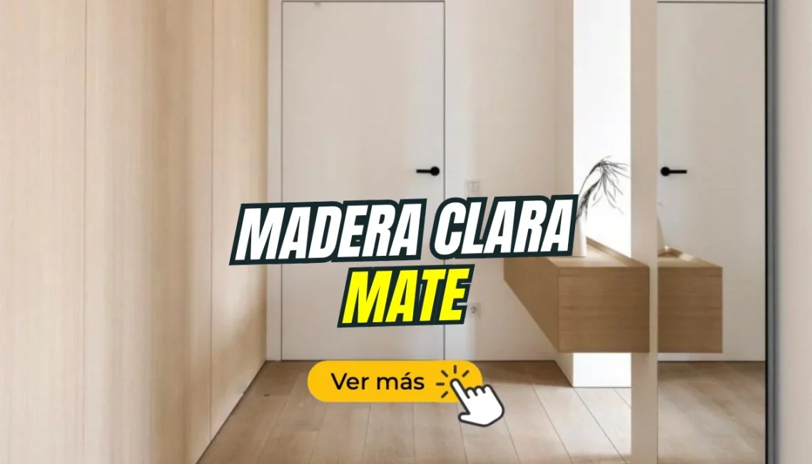 Placa decorativa madera clara mate Texto promocional sobre madera clara mate en un ambiente interior.